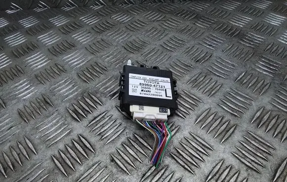 Toyota Prius+ (ZVW40) Light module LCM 8996047121 3560070406