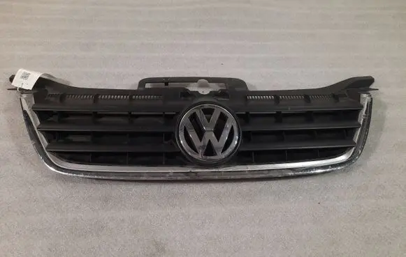 Volkswagen Touran I Front bumper upper radiator grill 1T0853651