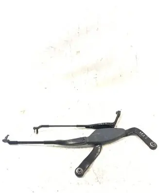 Mercedes-Benz E W211 Front wiper blade arm