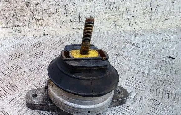 Audi A8 S8 D3 4E Gearbox mount 4E0399151AR