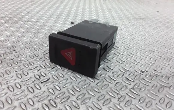 Volkswagen PASSAT B5.5 Hazard light switch 3B0953235D