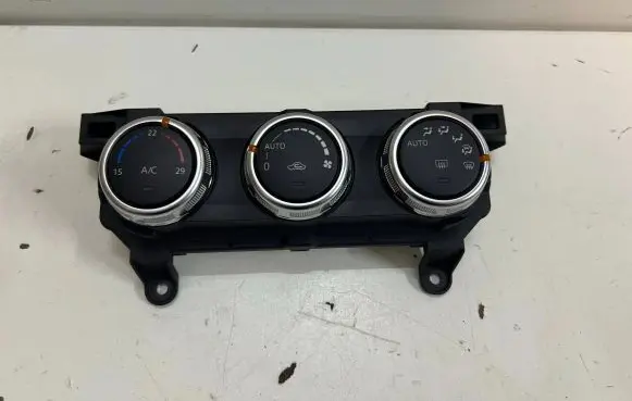 Mazda 2 Interior fan control switch DA6C61190C