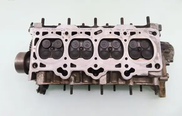 Hyundai Elantra Engine head 