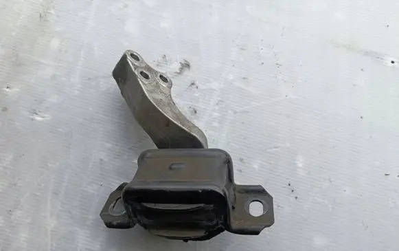 Smart ForTwo II Engine mount bracket A6602200048