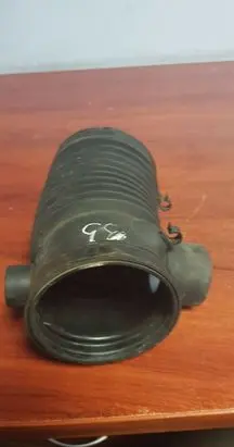 BMW 7 E38 Air intake hose/pipe 1432410