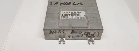 Audi A4 S4 B5 8D Engine control unit/module 8D0907558A 0261204504