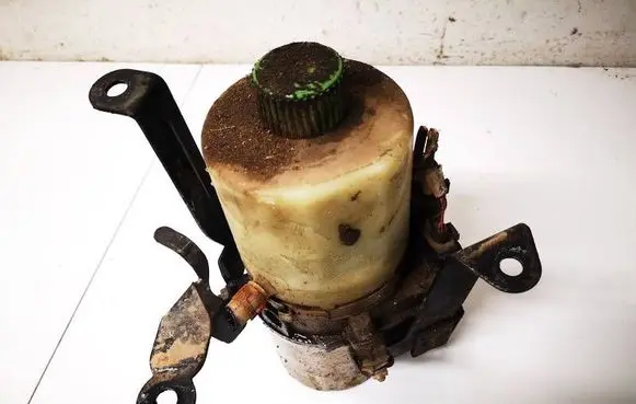 Skoda Roomster (5J) Power steering pump 6q1423051cb