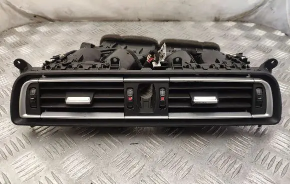 BMW 7 F01 F02 F03 F04 Dashboard air vent grill cover trim 9115860