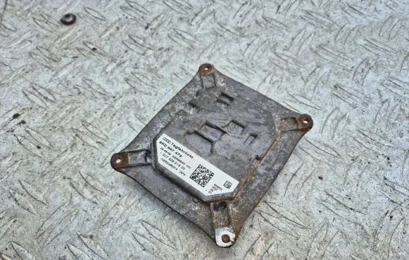 Audi A4 S4 B8 8K Headlight ballast module Xenon 8K0907472