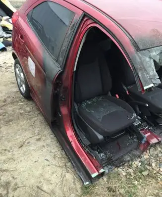 Ford Ka Pillar (middle) 