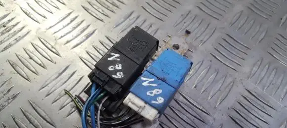 Nissan Primera Other relay 252309f920