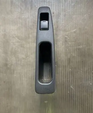 Nissan Qashqai Electric window control switch 25411JD000 82951JD000