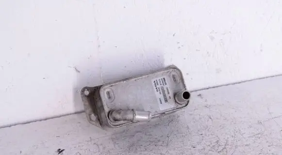 Volvo V70 Engine oil radiator 30757459 RF5680