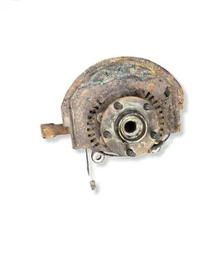 Infiniti FX Front wheel hub 
