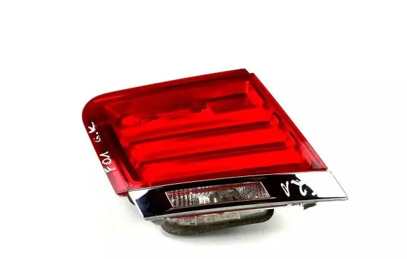 BMW 7 F01 F02 F03 F04 Tailgate rear/tail lights 7182205