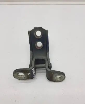 Toyota Auris E180 Front door upper hinge