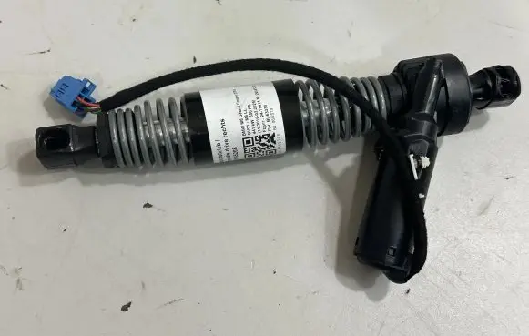 BMW 8 G14 Tailgate/trunk strut/damper 7453768