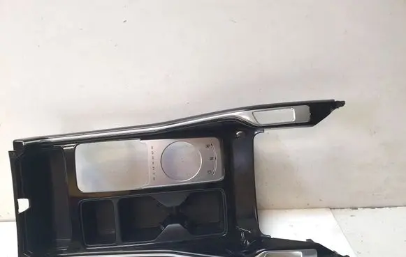 KIA Sorento Armrest 84651P2000