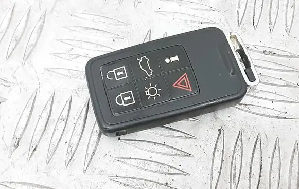 Volvo XC60 Ignition key/card 8676874 5WK49266