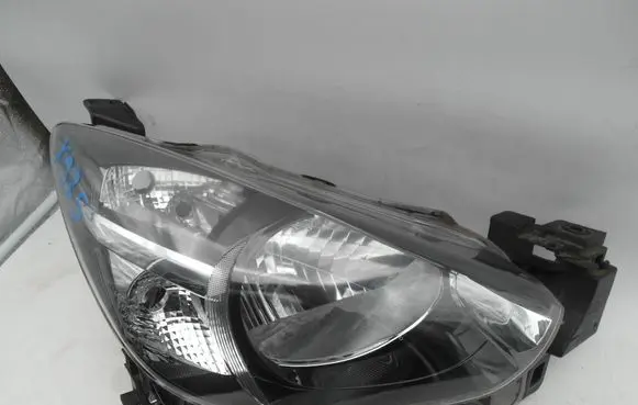 Mazda 2 Headlight/headlamp DB5J51030 51030