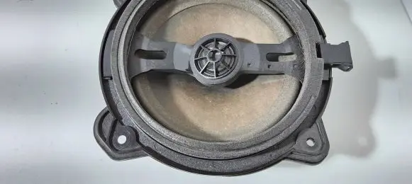 Audi A3 S3 8P Parcel shelf speaker 8H0035411