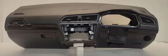Volkswagen Tiguan Dashboard 5NC857003