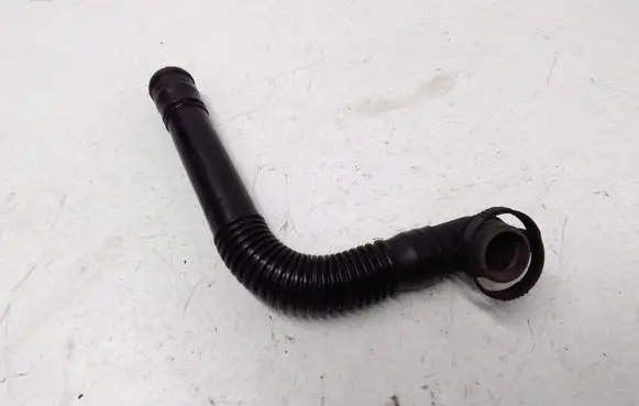 Volkswagen Caddy Breather hose/pipe 3C0129637B
