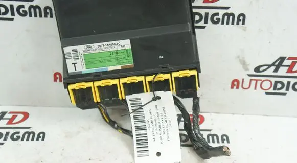 Ford Mondeo Mk III Comfort/convenience module 3S7T15K600TC