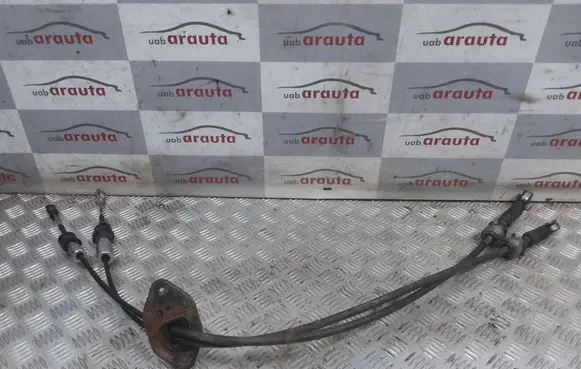 Honda CR-V Gear shift cable linkage