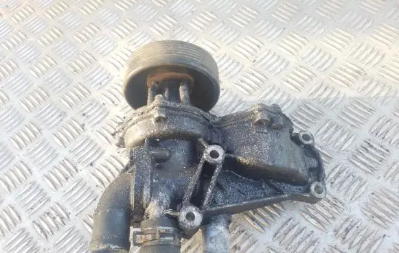 Volkswagen Transporter - Caravelle T4 Water pump 037121013