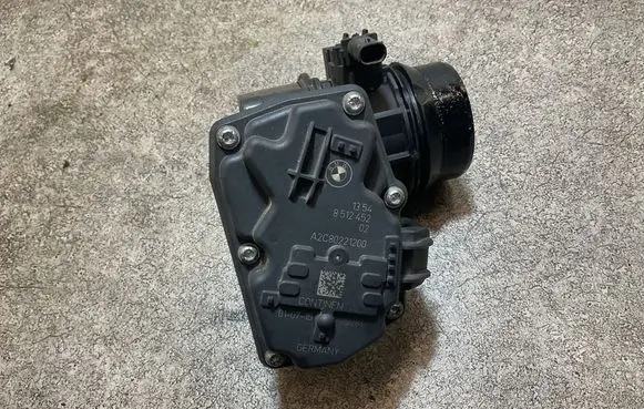 BMW 3 GT F34 Throttle valve 8512452 1354 A2C80221200