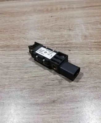Audi A6 S6 C6 4F Airbag deployment crash/impact sensor 8E0959643A