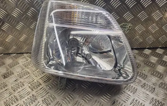 Opel Agila A Headlight/headlamp