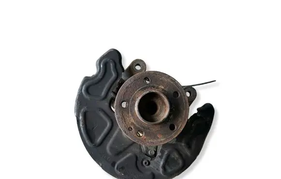 Mercedes-Benz Vito Viano W447 Front wheel hub spindle knuckle 