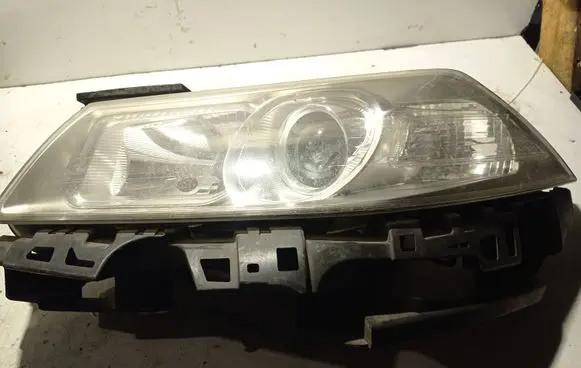 Renault Megane II Headlight/headlamp