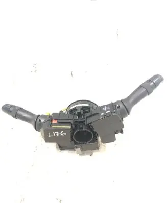 Toyota Auris 150 Wiper turn signal indicator stalk/switch 8924502040 173832 17F144