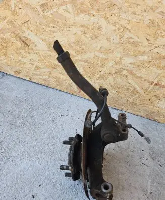 Nissan Qashqai Front wheel hub