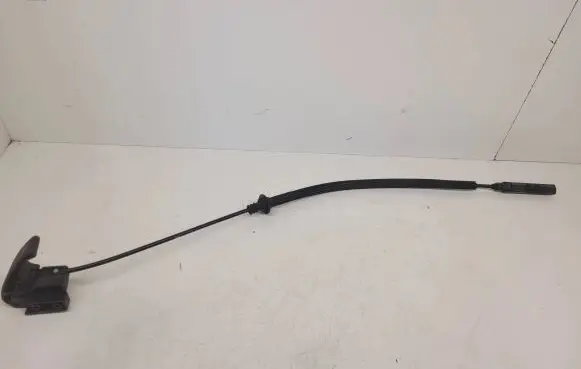 Audi A3 S3 A3 Sportback 8P Engine bonnet/hood lock release cable 8P0823535C 1H1823533