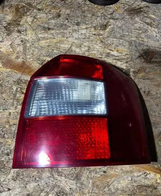 Audi A4 S4 B6 8E 8H Rear/tail lights 8E9945096 8E994509610S