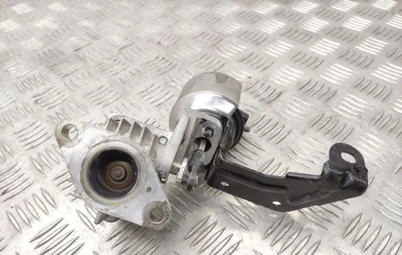 Hyundai Santa Fe EGR valve 14L240168