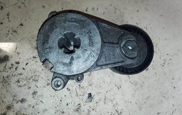 Jeep Patriot Generator/alternator belt tensioner 04891659AA 1345A013