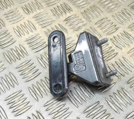 Mercedes-Benz A W176 Rear door lower hinge A046572