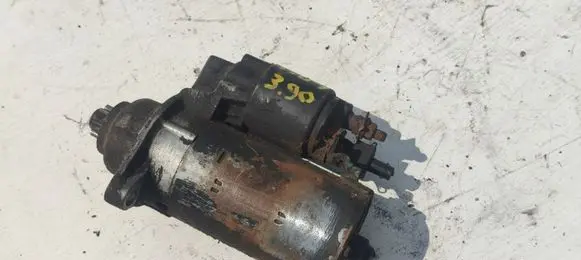 Volkswagen PASSAT B4 Starter motor 02A911023R 0001125012