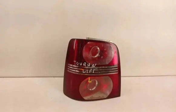 Volkswagen Touran II Rear/tail lights