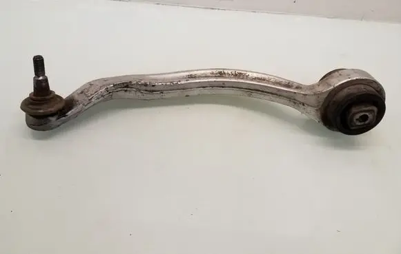 Volkswagen PASSAT B5 Front lower control arm/wishbone