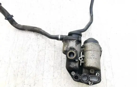 Volvo V70 Oil filter cover 6740273266 6740230250