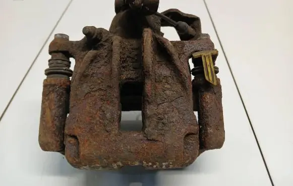Opel Vivaro Rear brake caliper