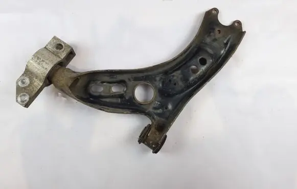 Volkswagen Golf VI Front lower control arm/wishbone 1K0199232J