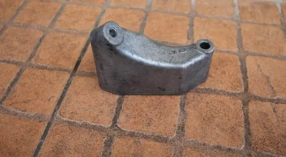 Mercedes-Benz E W210 A/C compressor mount bracket A6112340239