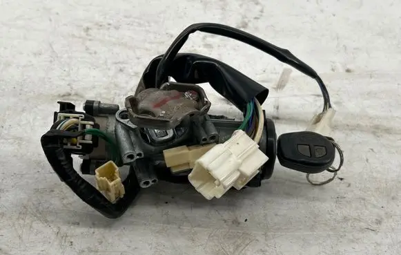Suzuki Jimny Ignition lock X1T12481M 3397080G0 97RI010015